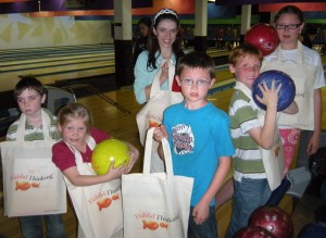 Kids Bowling to Help Fight Poverty in Africa