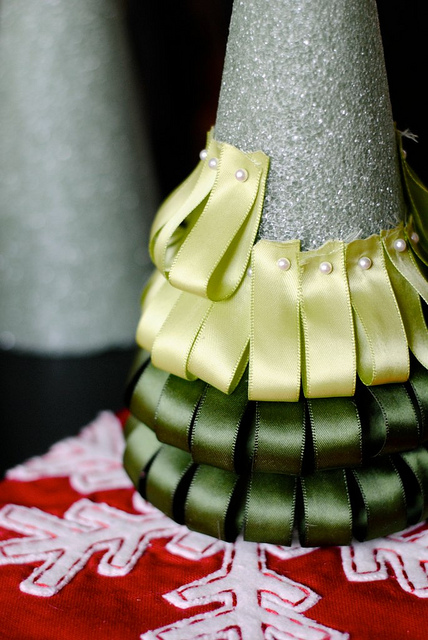 DIY: How To Make a Christmas Tree CraftMom it Forward