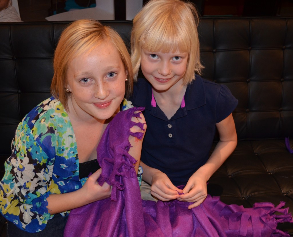 Service Utah Families Tie Blankets to Give to Children's HospitalMom