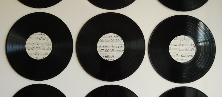 Vinyl Record Wall Art DIY - Mom it Forward