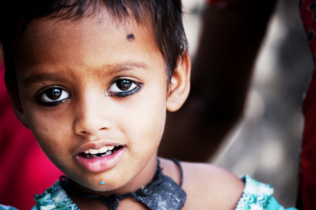 Hope: Experiencing The Pain and Beauty in India - Mom it ForwardMom it ...