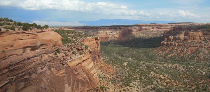 Colorado National Monument- Near the Colorado & Utah Border - Mom it ...